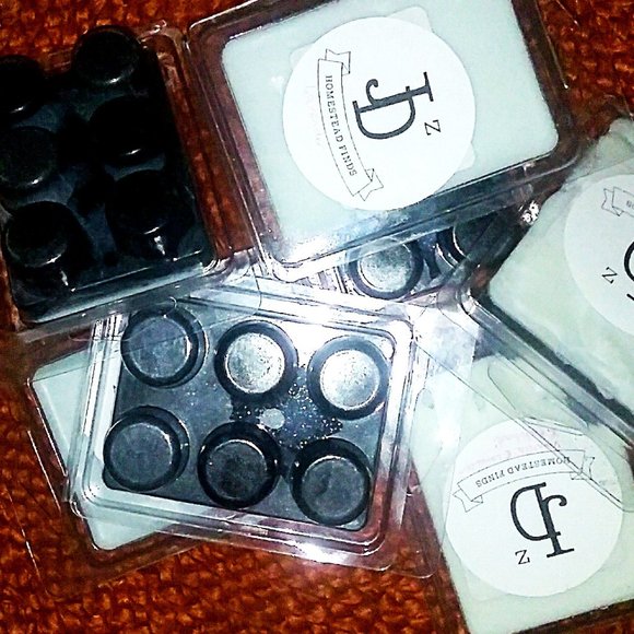 Lavender Scented  Wax Melts/Tarts - Picture 2 of 6